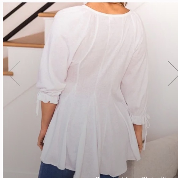 Pink Lily Knit White Peasant Top, size Small - Picture 2 of 10